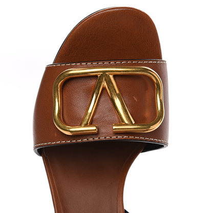 Valentino Garavani Grainy Cowhide VLogo Sandals 37 Cuoio 8 of 9