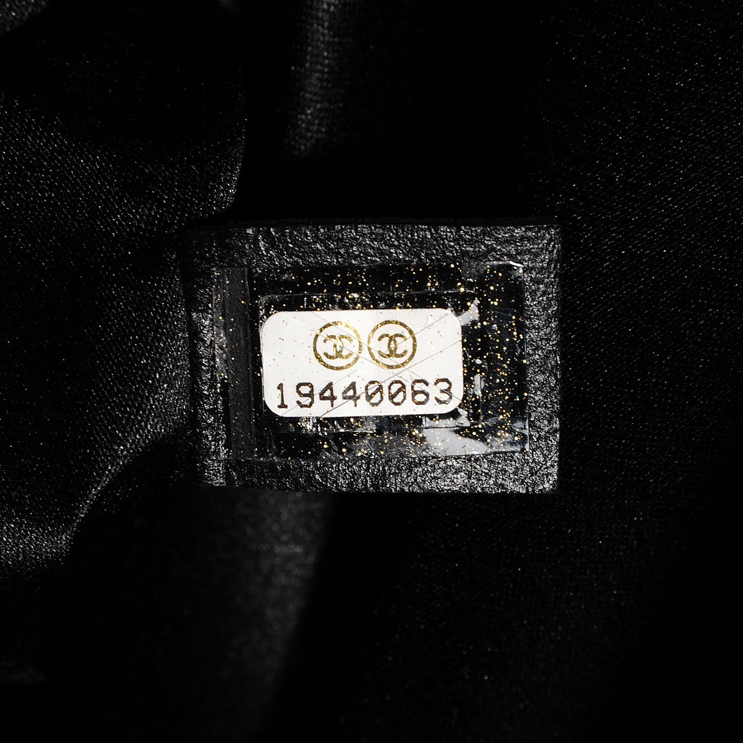 Caviar Grand Shopping Tote GST Black