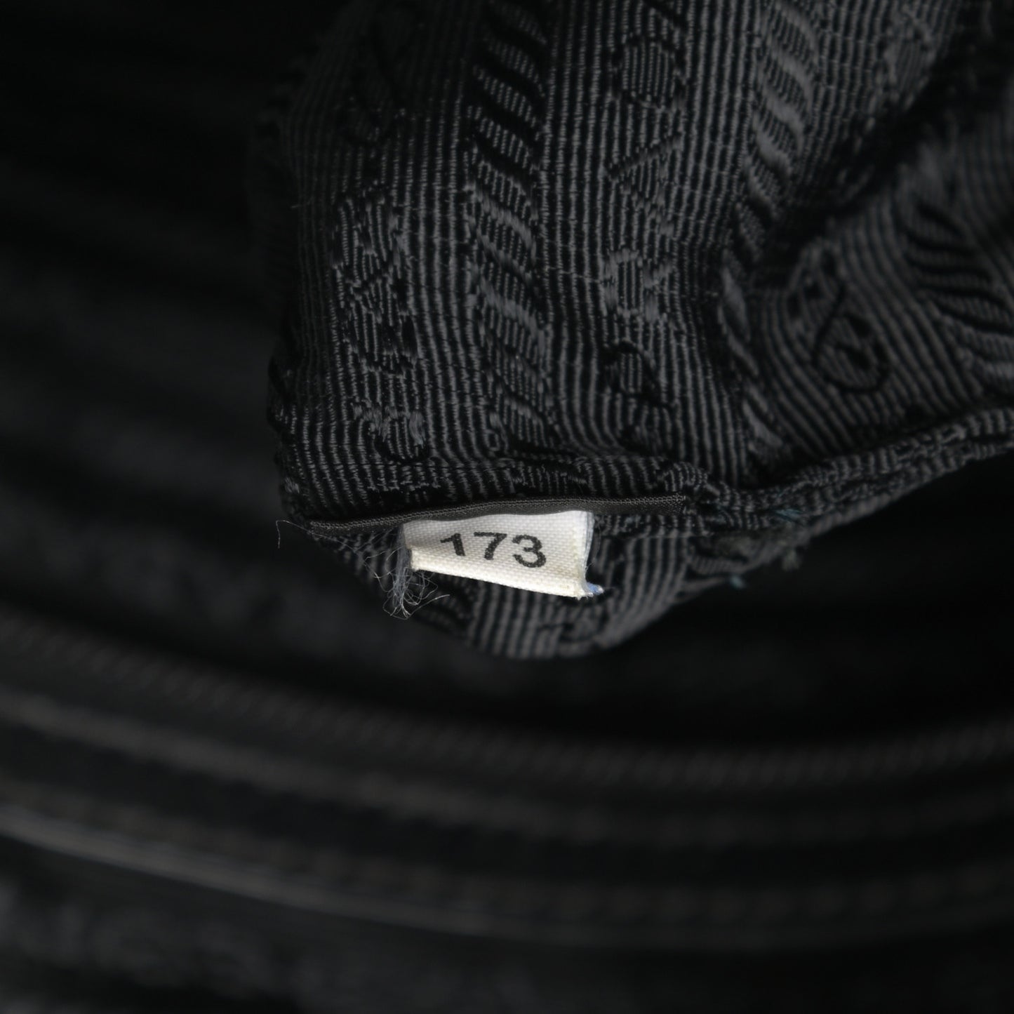 Nylon Tessuto Impuntu Quilted Bowler Black