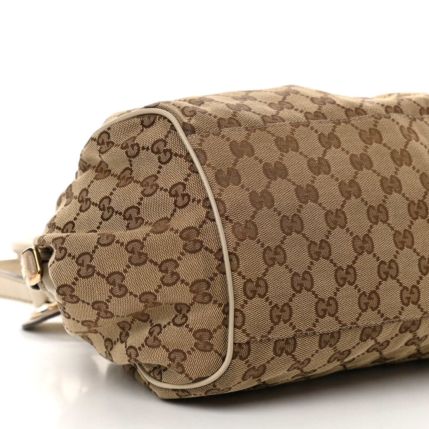 Monogram Medium Sukey Boston Off White