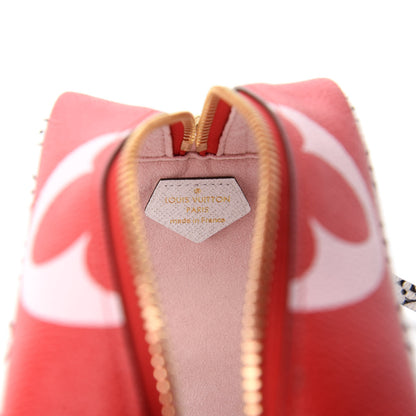 Louis Vuitton Monogram Giant Beach Pouch Rouge 8 of 11