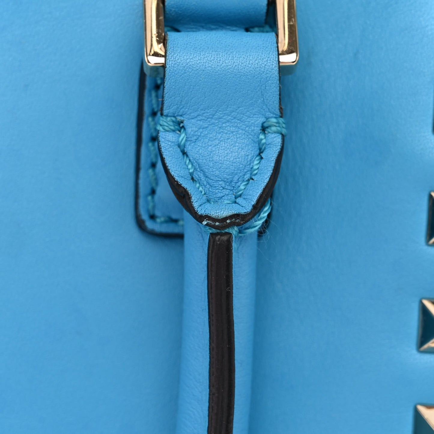 Vitello Small Rockstud Double Handle Tote Parrot