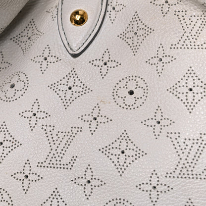 Louis Vuitton Mahina L White 15 of 22