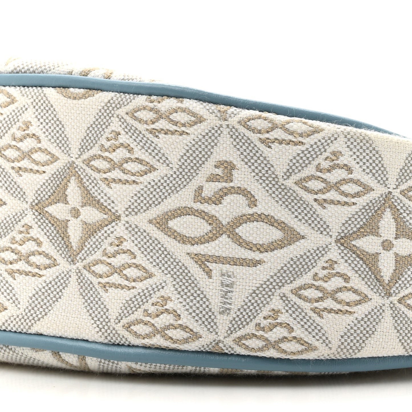 Jacquard Since 1854 Loop White Blue