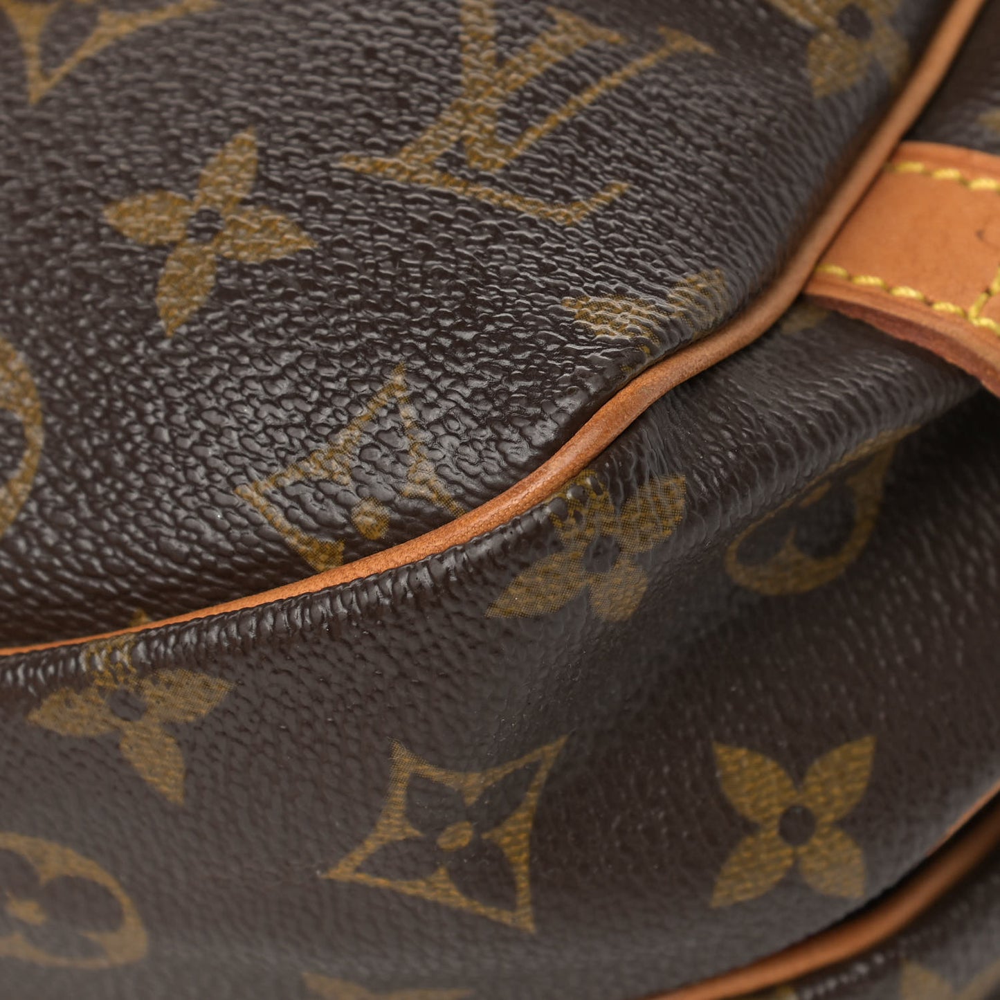 Monogram Saumur 30