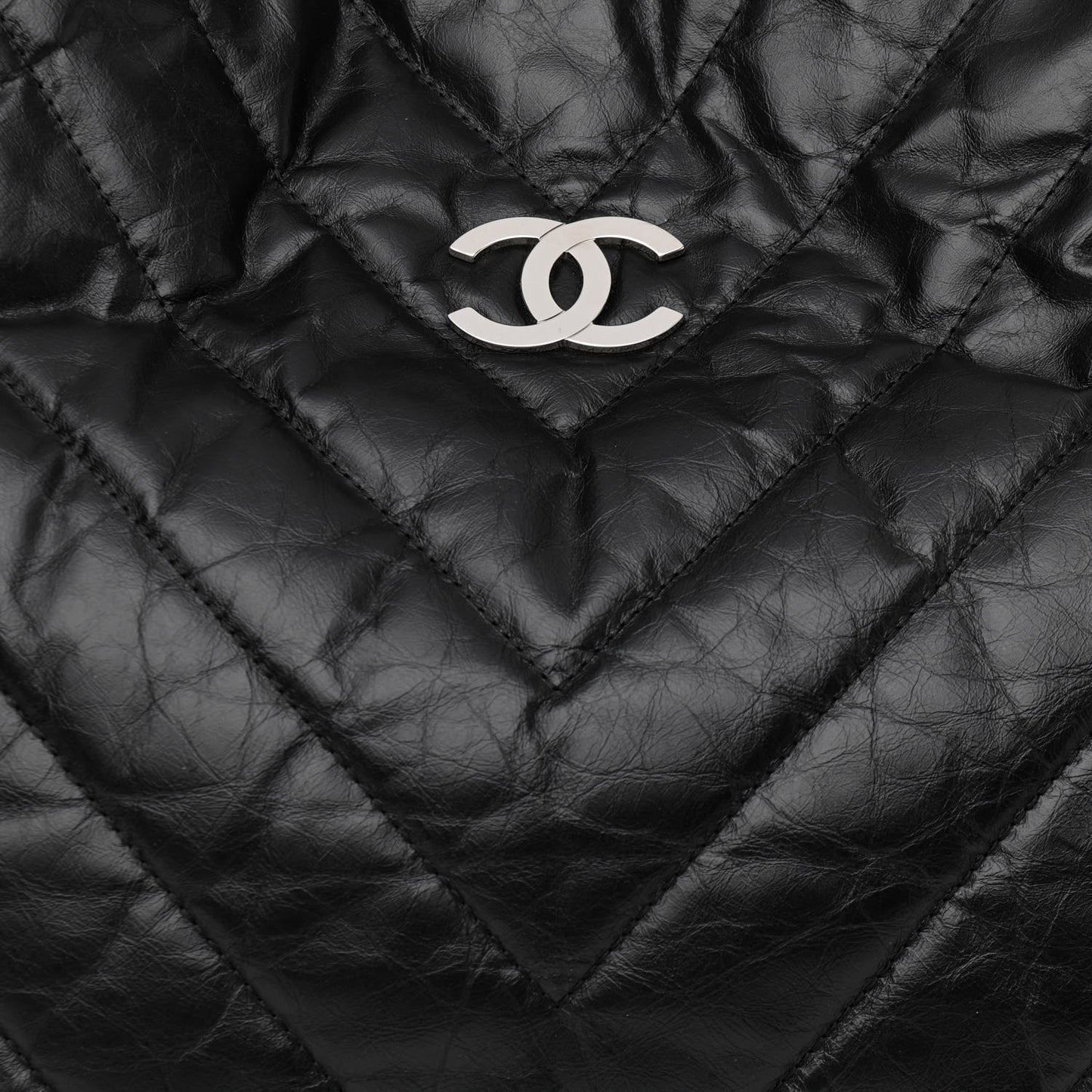 Aged Calfskin Chevron Small Big Bang Hobo Black