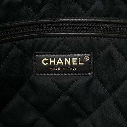 Chanel Shiny Caviar Quilted Monochrome Small Chanel 22 Black 7 of 11