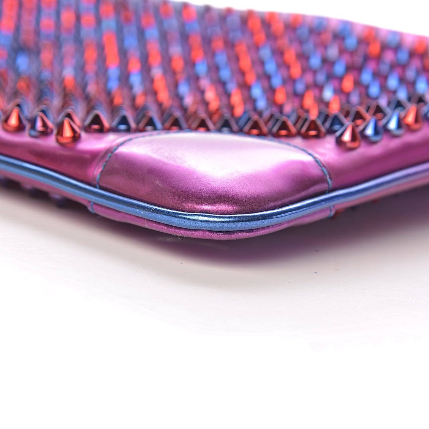 Patent Scarabe Loubiposh Spikes Chain Clutch Rose Digitale