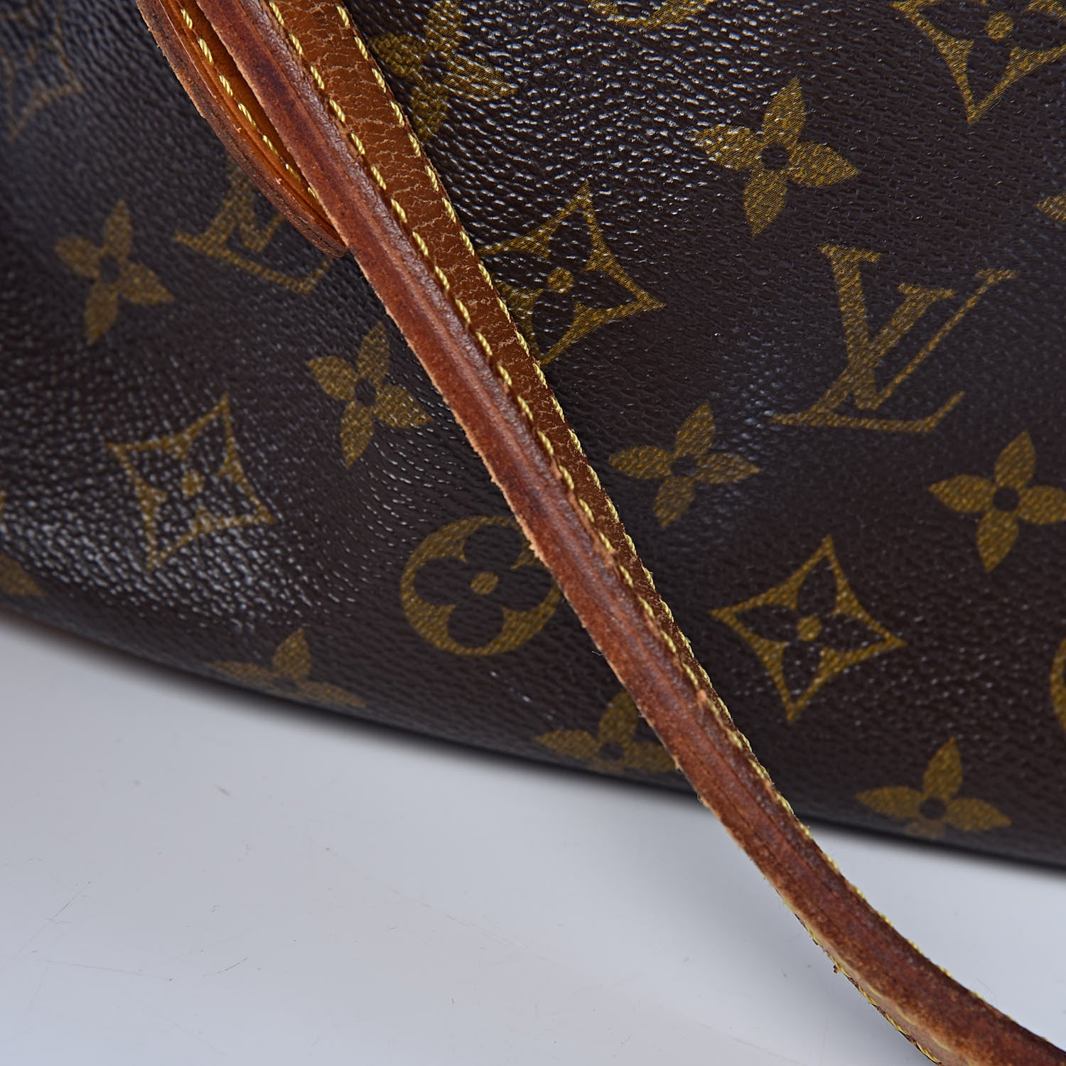 Louis Vuitton Monogram Petit Noe 8 of 25