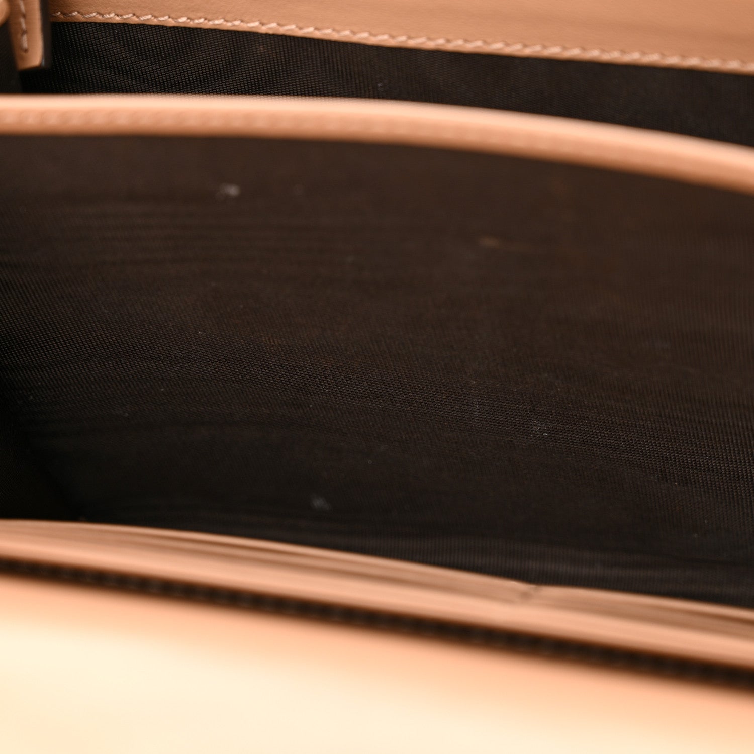 Gucci Calfskin Matelasse Monochrome GG Marmont Chain Wallet Camelia 11 of 13