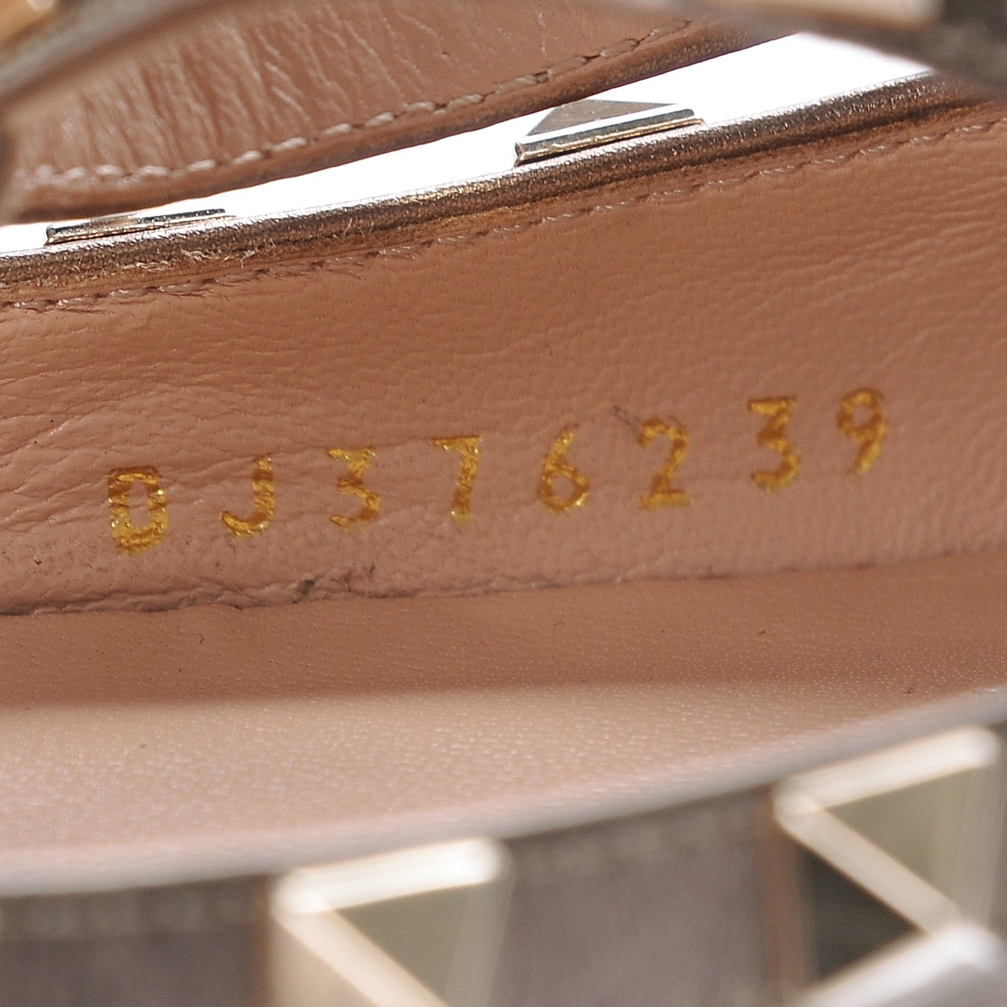 Metallic Pebbled Calfskin Rockstud Cage Ballerina Flats 39 Sasso