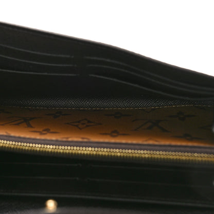 Louis Vuitton Reverse Monogram Giant Sarah Wallet 5 of 9