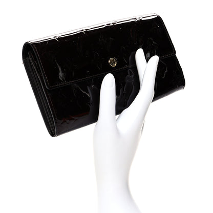 Louis Vuitton Vernis Sarah Wallet Amarante 2 of 12