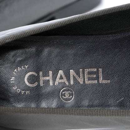 Chanel Metallic Lambskin Cap Toe Ballerina Flats 38 Grey Navy 9 of 10