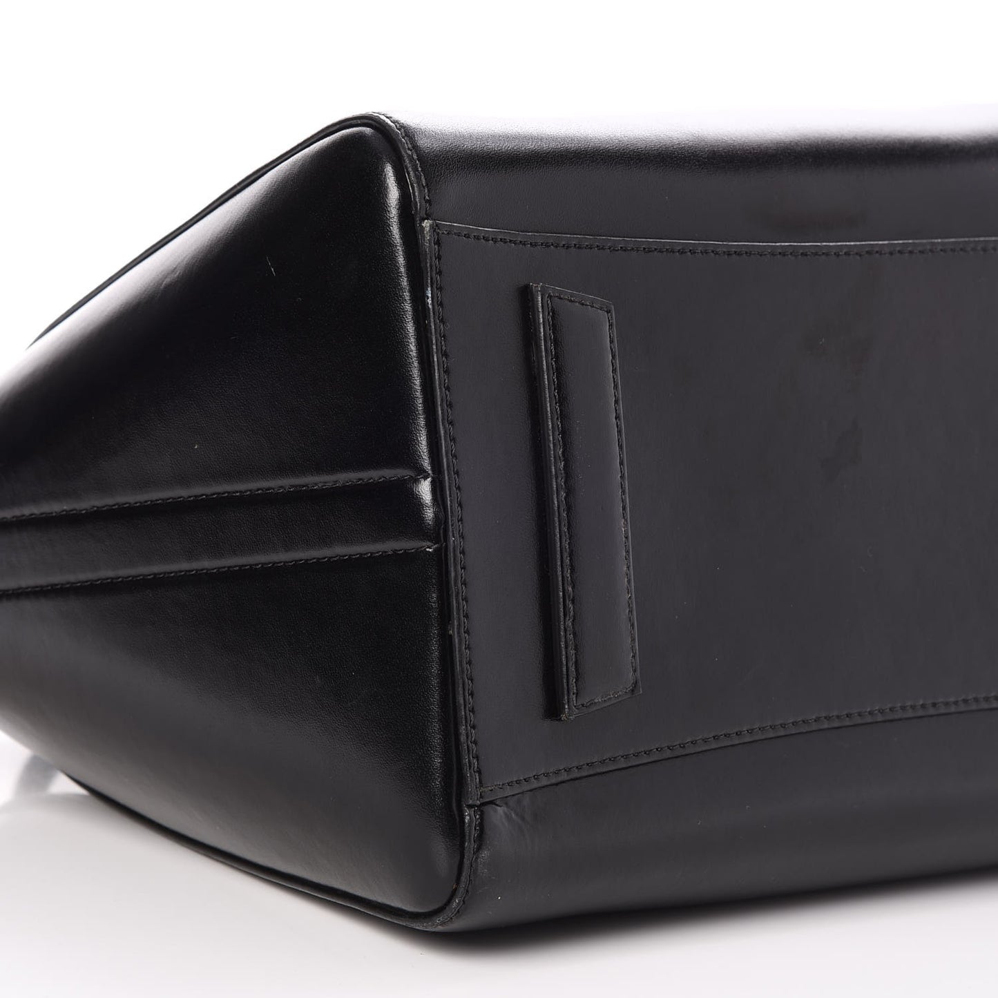 Shiny Lord Calfskin Medium Antigona Black