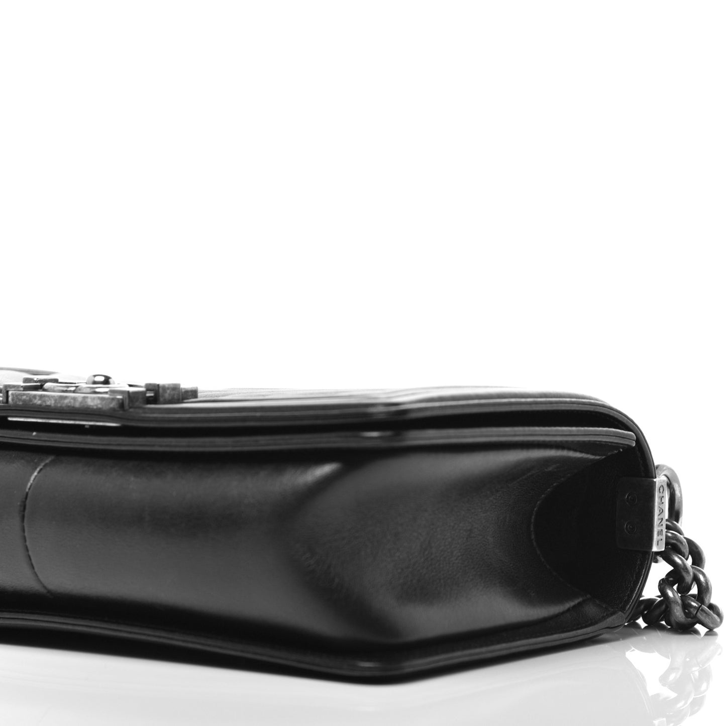 Calfskin Chevron Quilted Medium Boy Flap Black