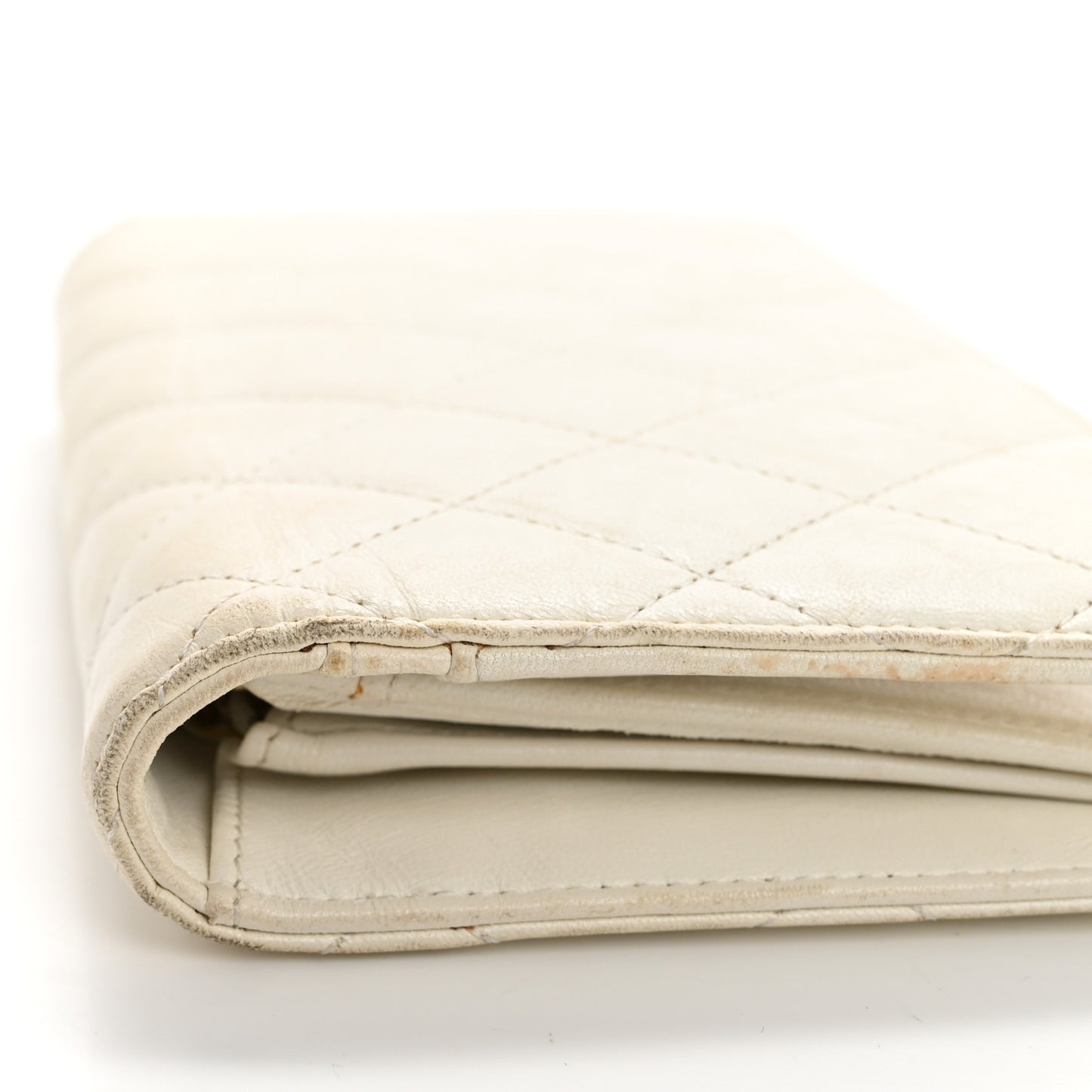 Lambskin Quilted Valentine Wallet White