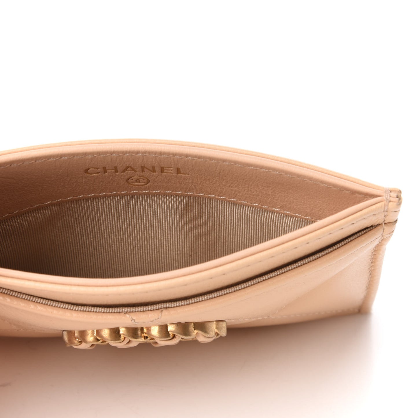 Shiny Goatskin Quilted 19 Card Holder Beige