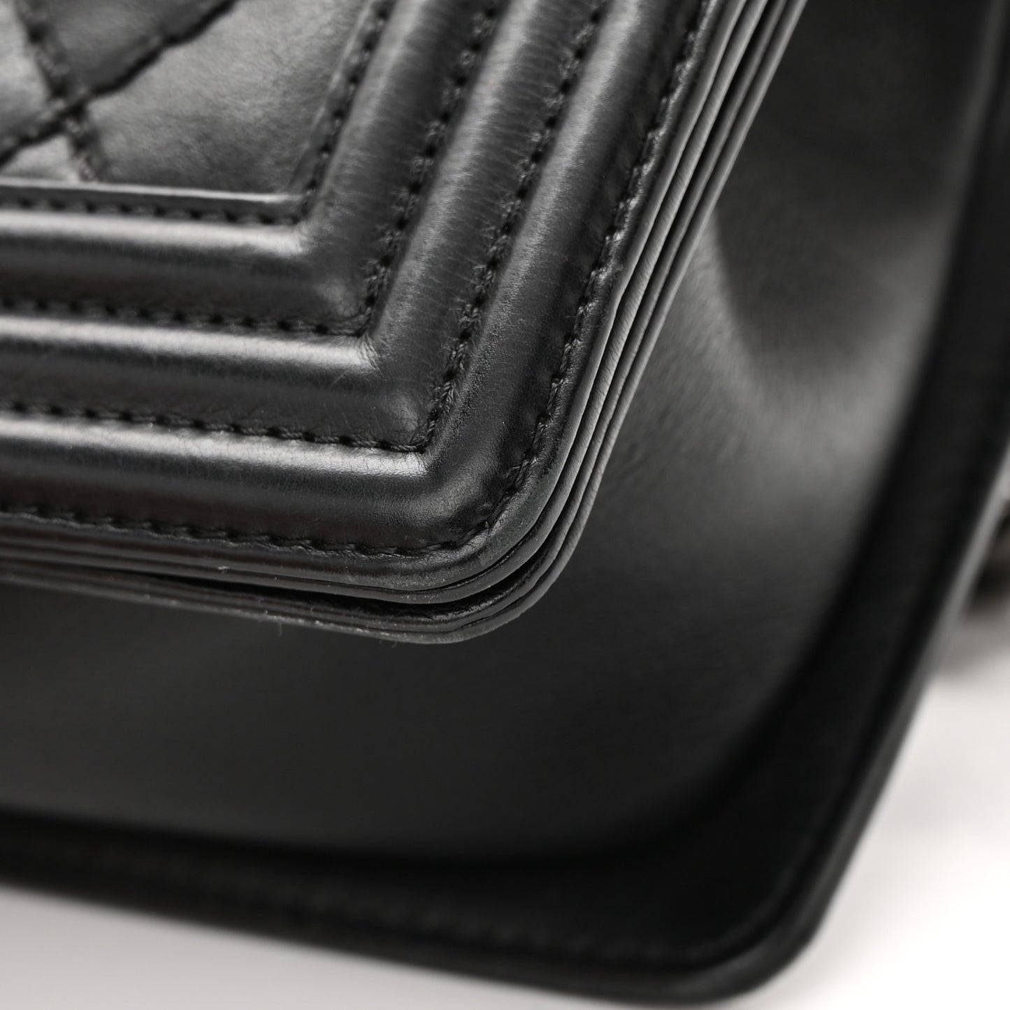 Calfskin Double Stitch Small Boy Flap Black
