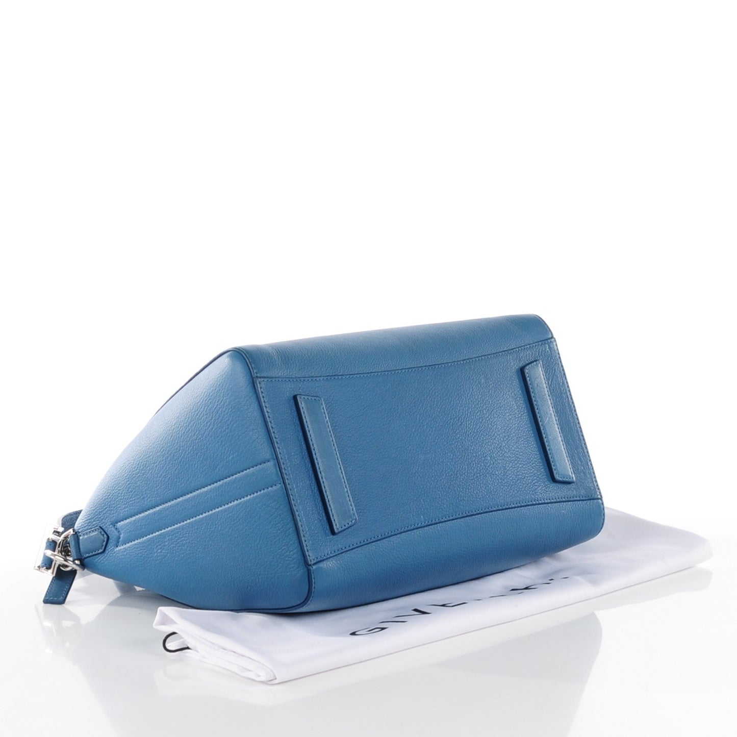 Sugar Goatskin Medium Antigona Medium Blue