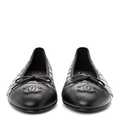 Chanel Aged Calfskin Quilted CC Cap Toe Ballerina Flats 40 Black 2 of 10