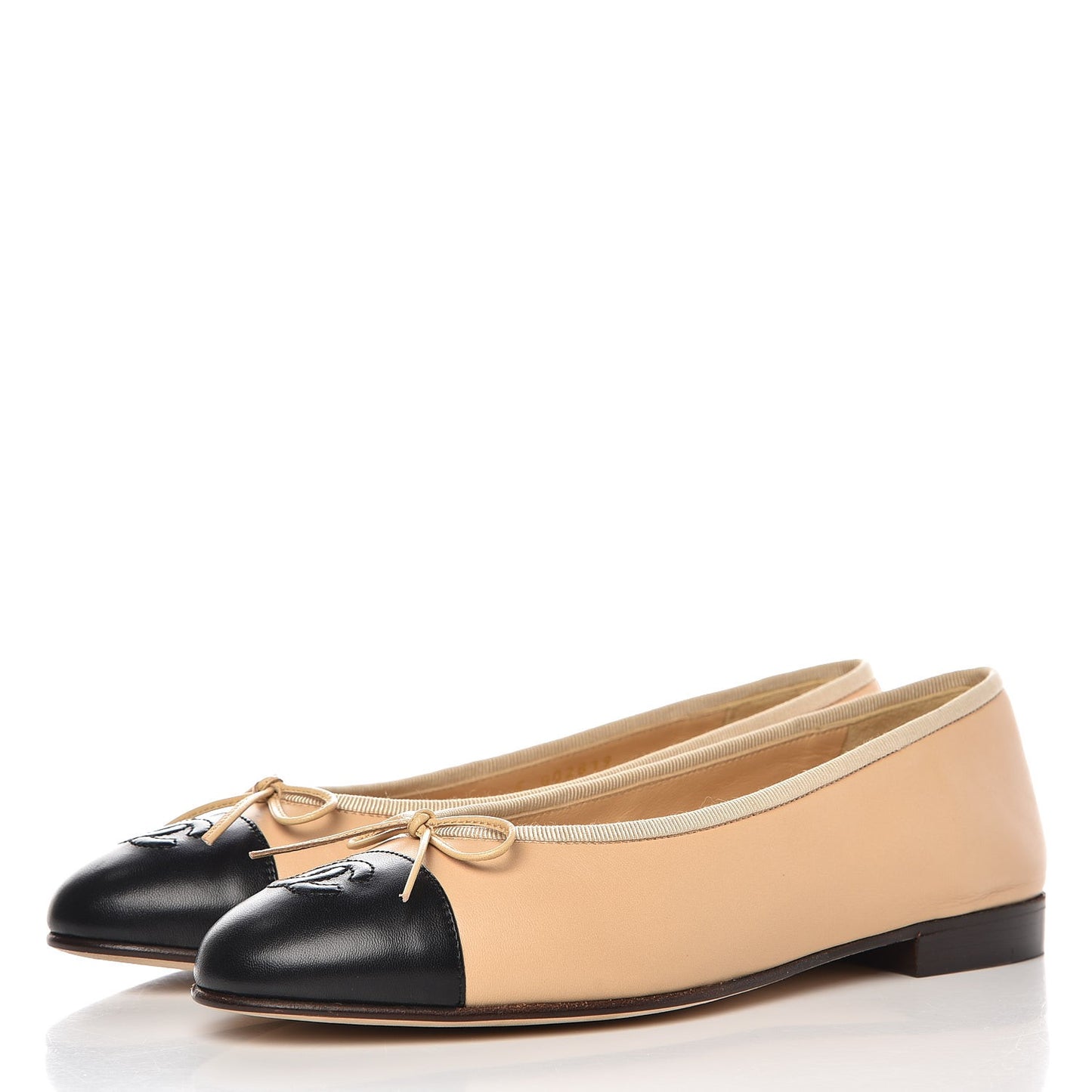 Lambskin Cap Toe Ballerina Flats 38 Beige Black