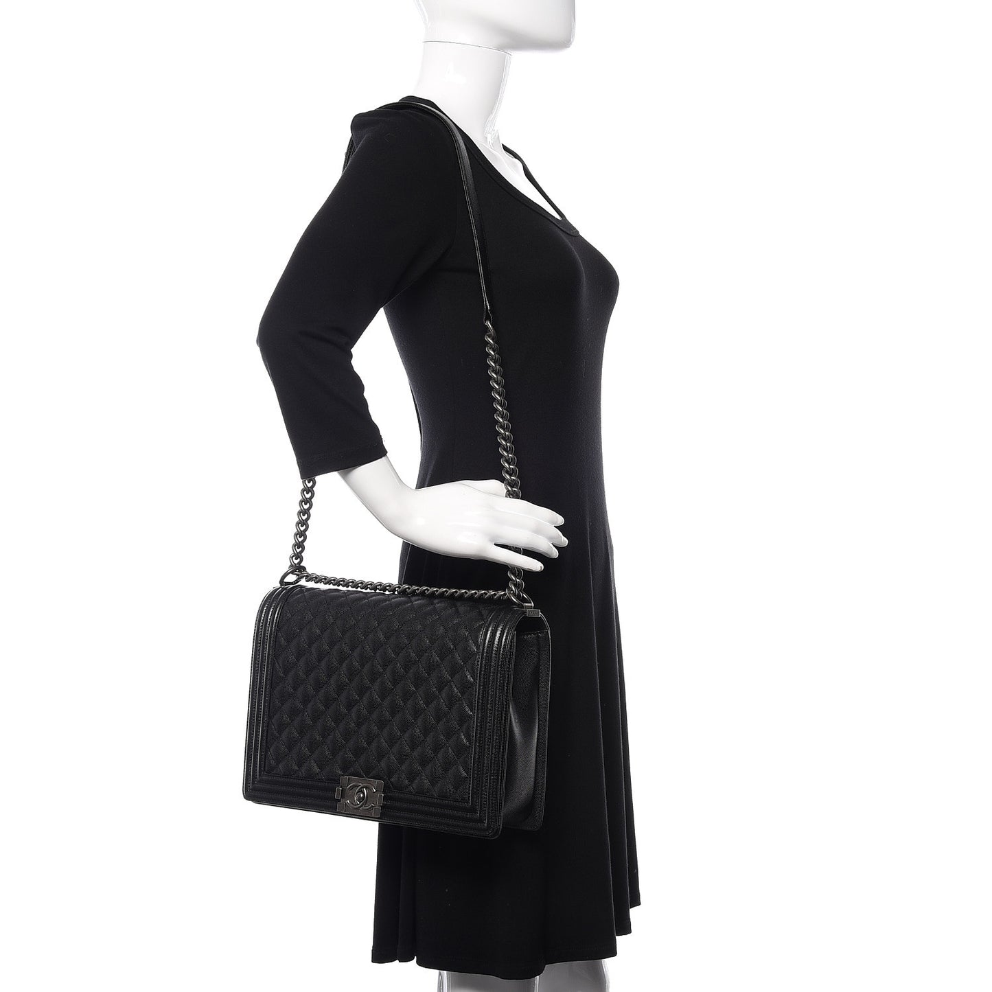 Caviar Quilted Large Boy Flap Black