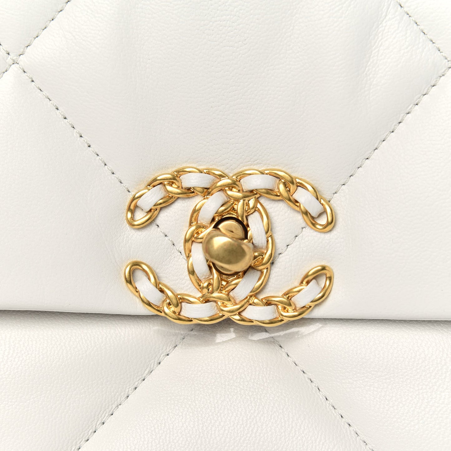 Goatskin Quilted Medium Chanel 19 Flap White