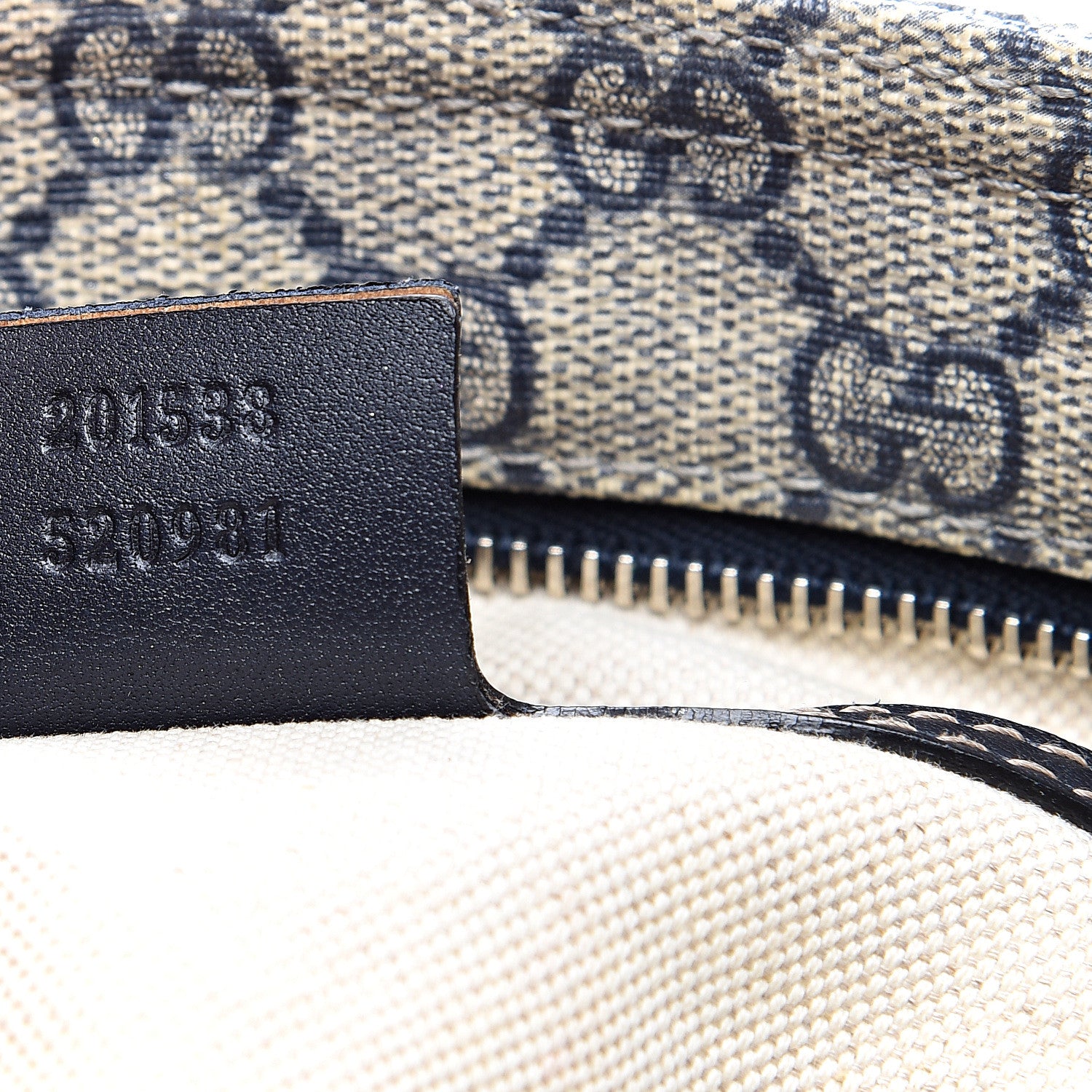 Gucci GG Supreme Monogram Small Flat Messenger Bag Navy 6 of 10