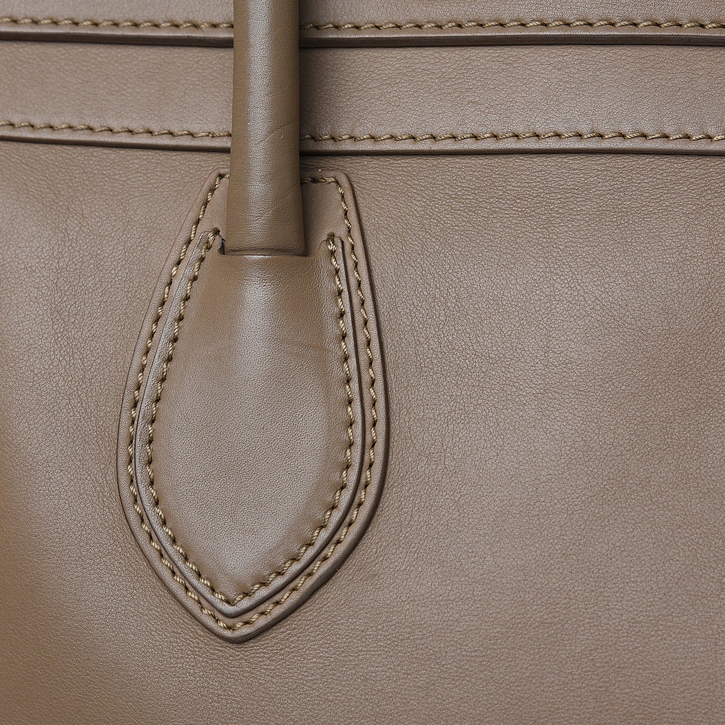 Smooth Calfskin Large Luggage Camel