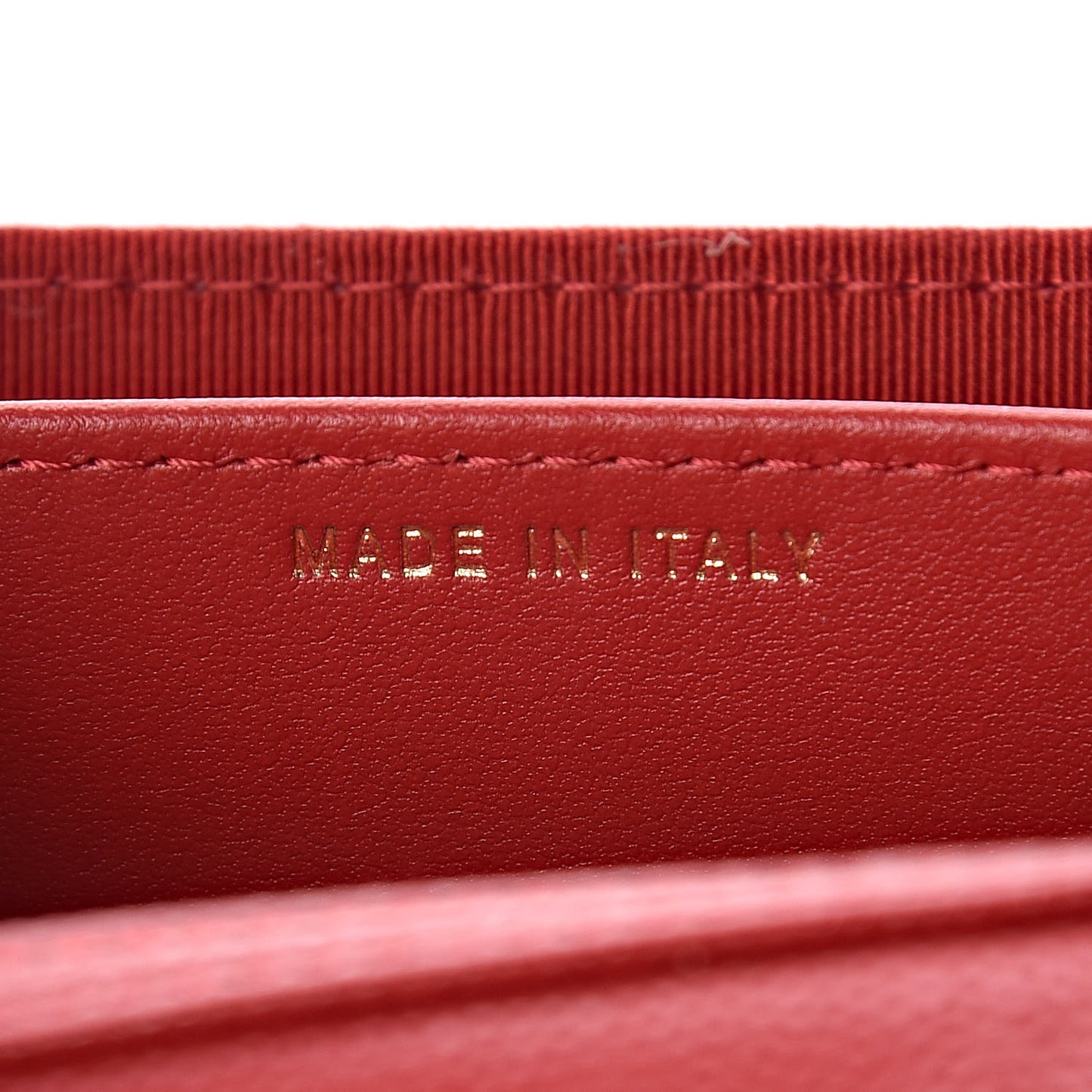 Caviar Quilted Flap Card Holder On Chain Red