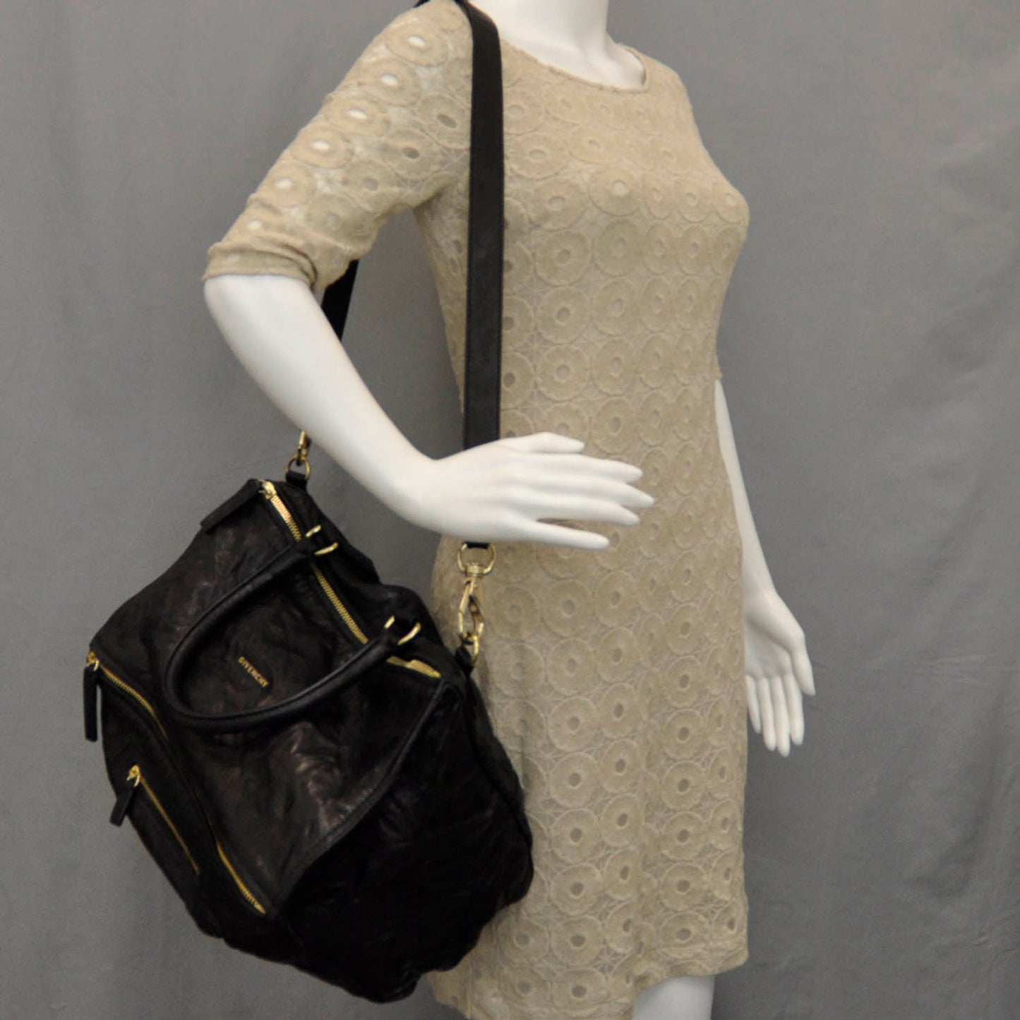 Lambskin Large Pandora Black