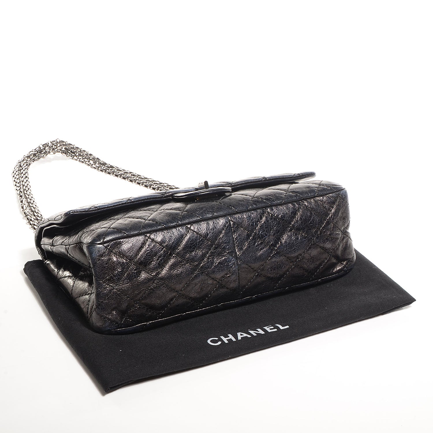 Chanel Aged Calfskin 2.55 Reissue 226 Flap Metallic Black 4 of 7