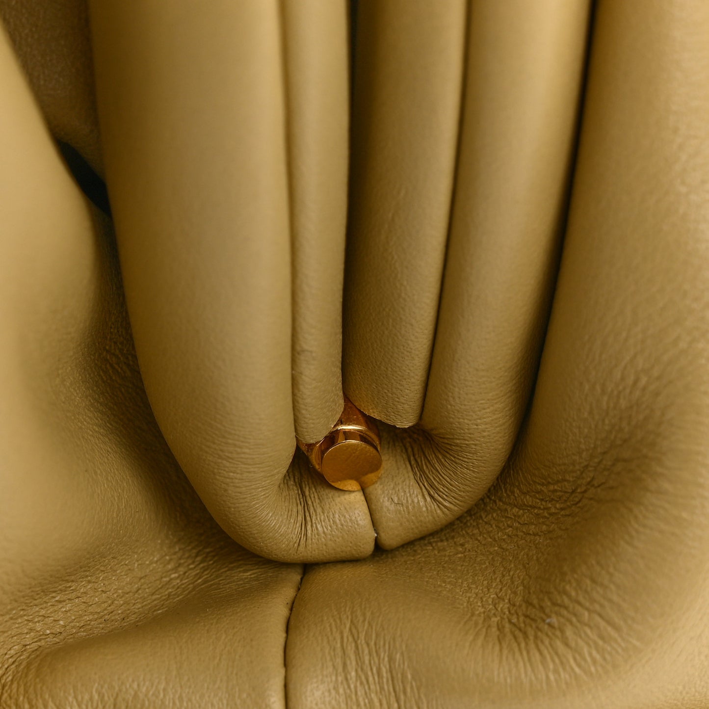 Butter Calfskin The Mini Pouch Porridge
