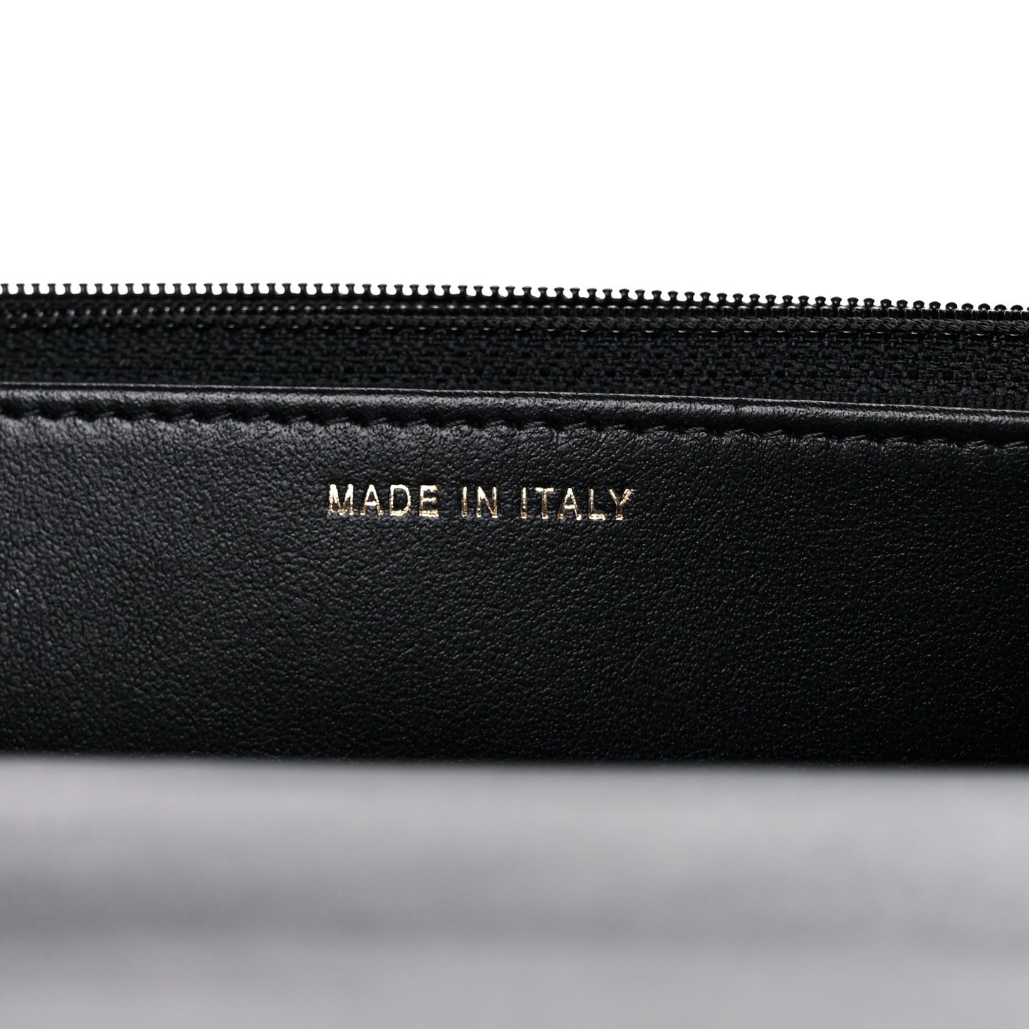 Shiny Caviar Quilted Pick Me Up Wallet On Chain WOC Black