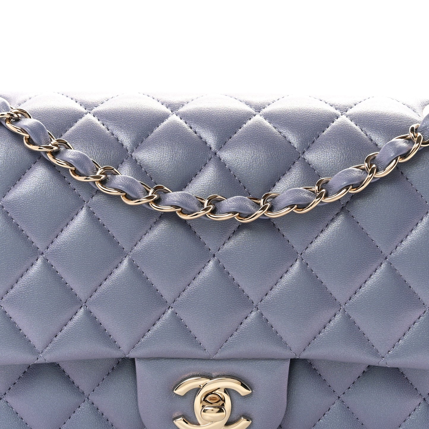 Iridescent Lambskin Quilted Medium Double Flap Light Purple