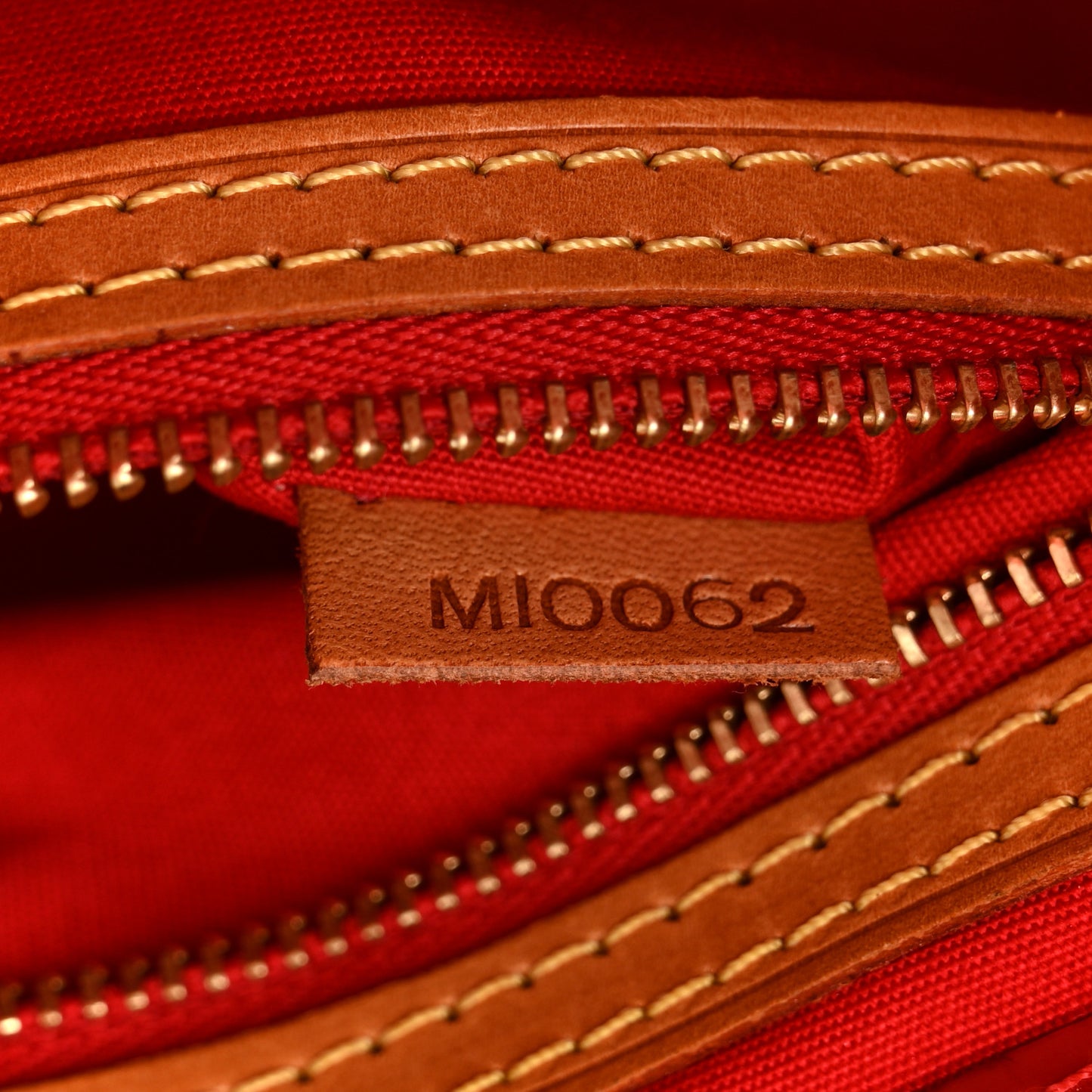 Vernis Reade PM Rouge