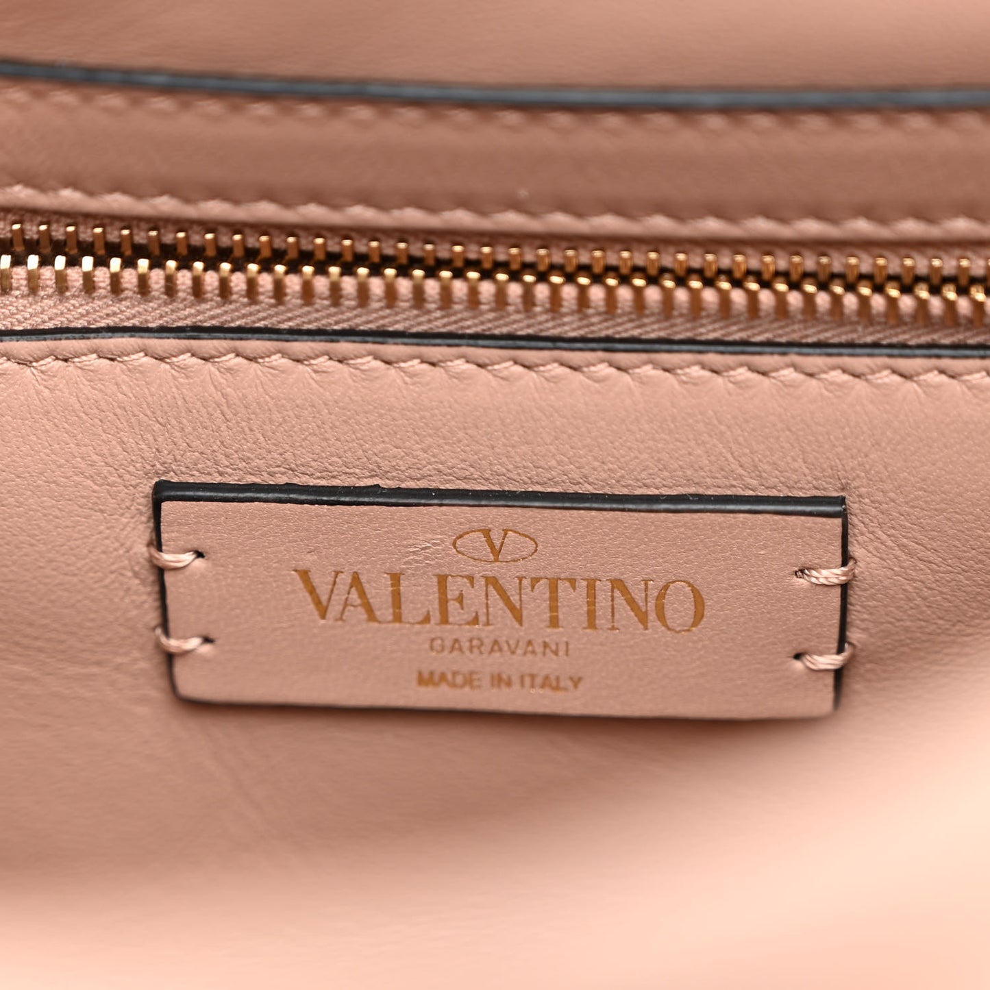 Nappa Large Roman Stud Shoulder Bag Rose Cannelle