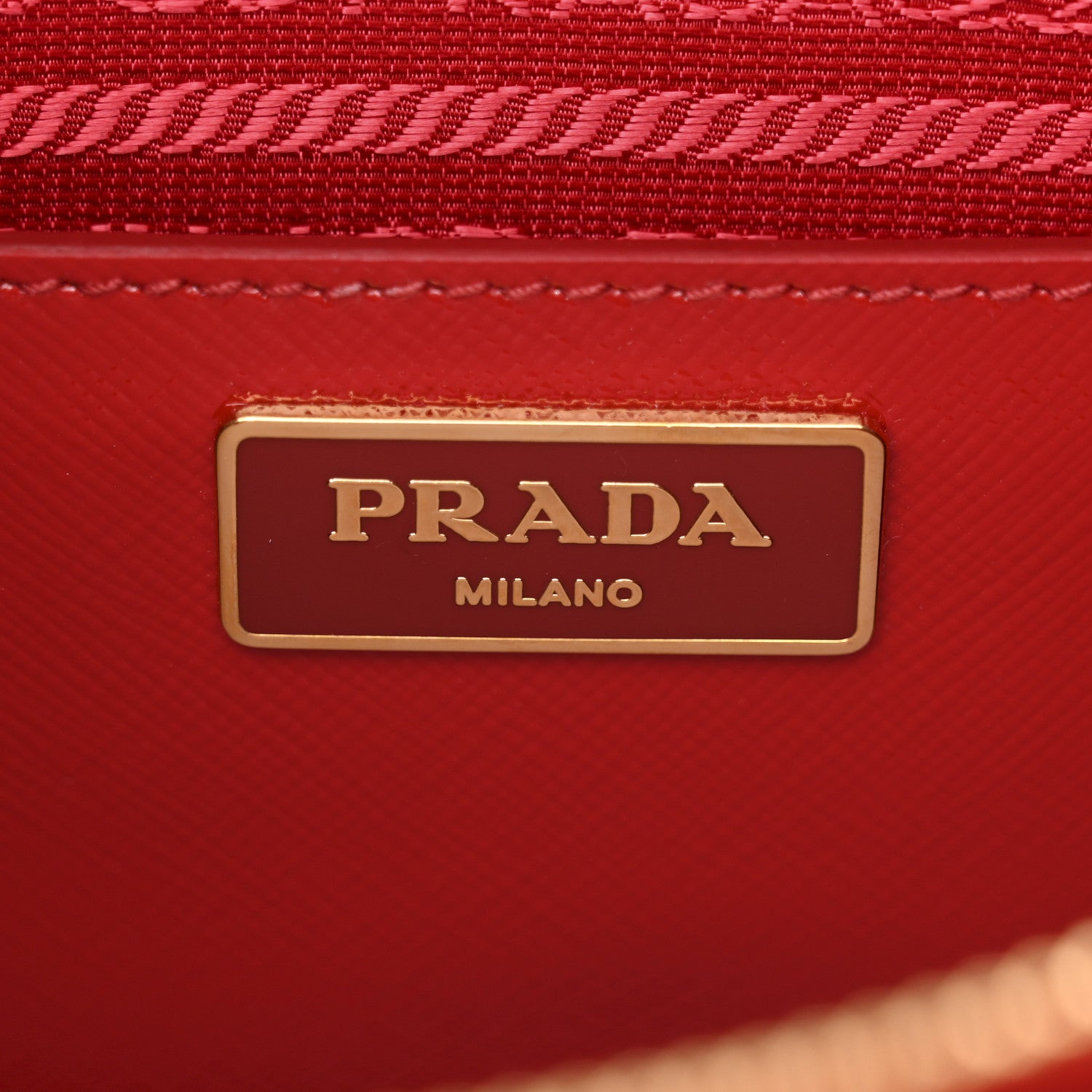 ★あや★　PRADA saffiano vernice rosso 10022227_10.jpg?quality=80&bg-