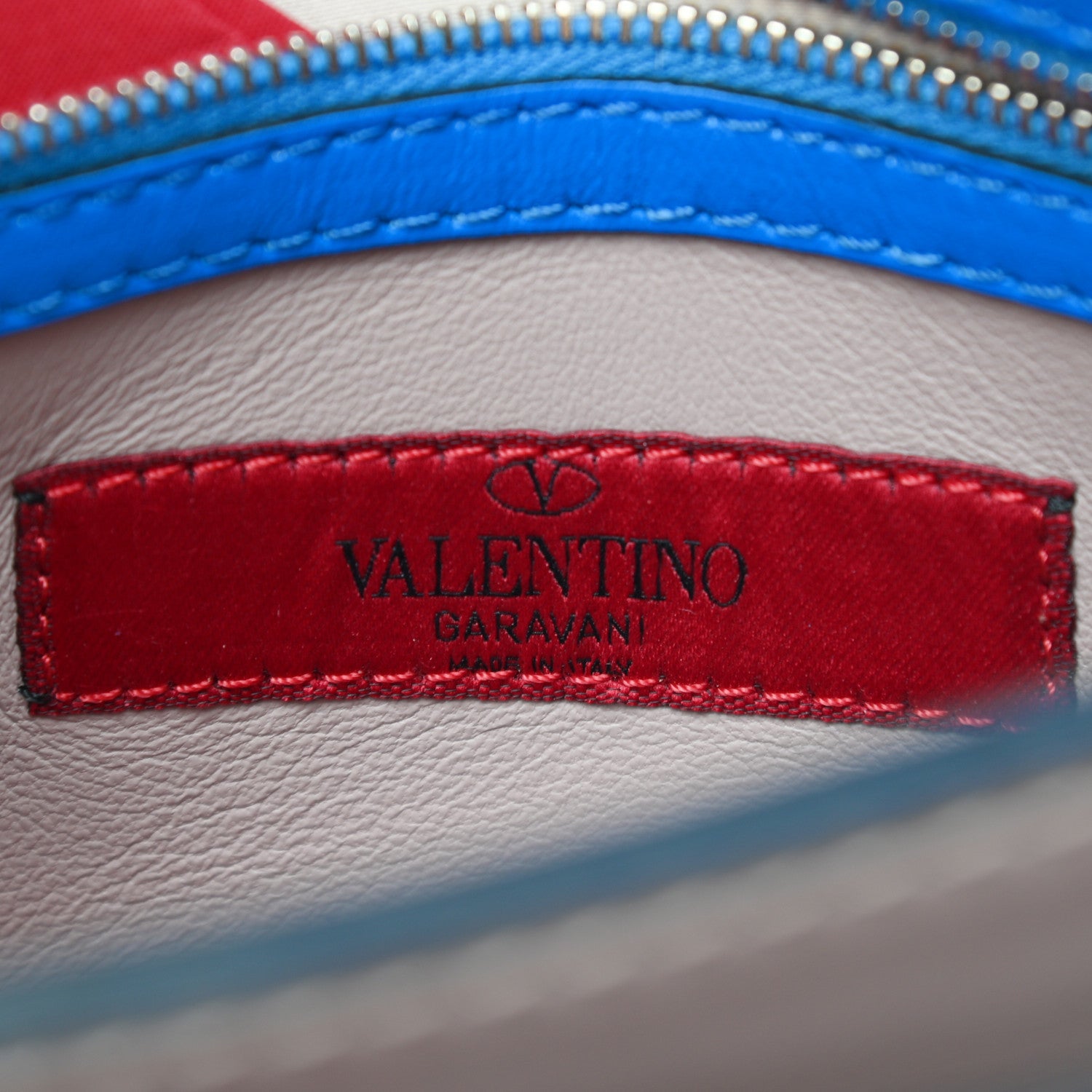 Valentino Garavani Nappa Rockstud Wristlet Clutch Blue Fluo 6 of 6