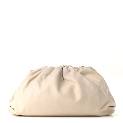 Bottega Veneta Smooth Butter Calf The Pouch Oversized Clutch Plaster 1 of 11