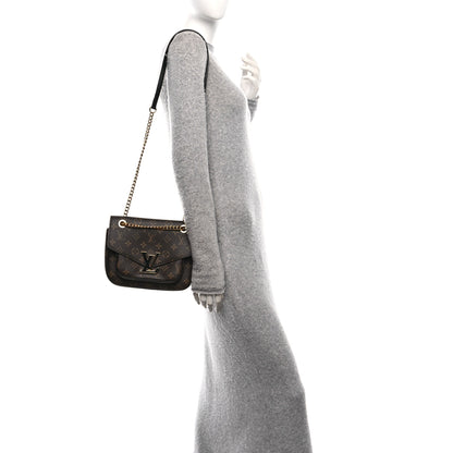 Louis Vuitton Monogram Passy 2 of 10
