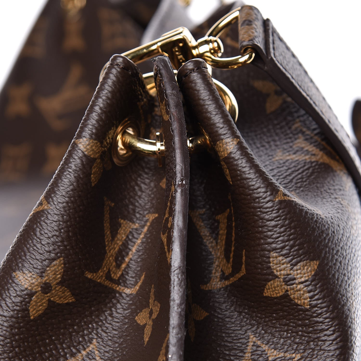 Louis Vuitton Monogram Metis 9 of 25