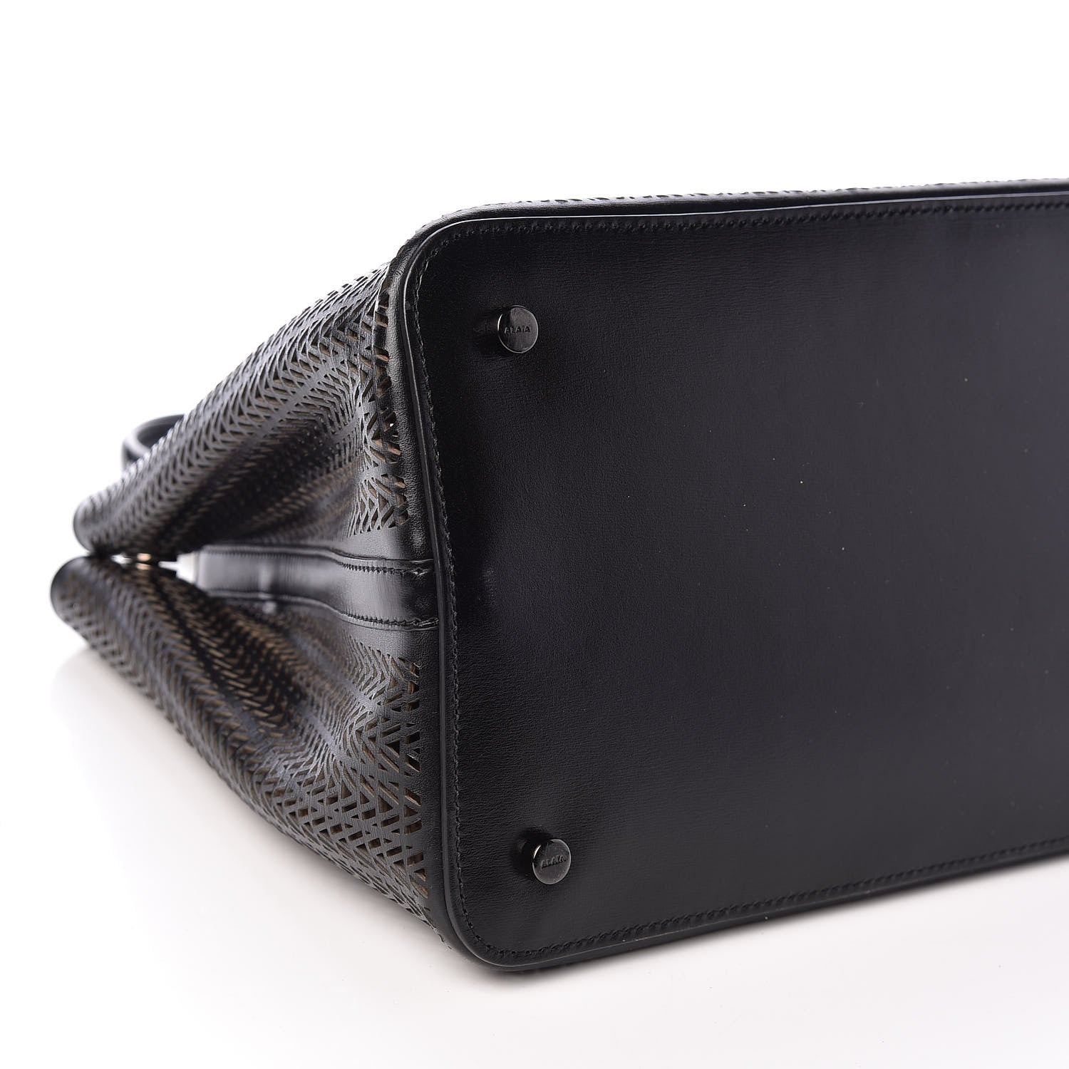 Alaia Lux Calfskin Zig Zag Laser Cut Mina 32 Bag Black 9 of 10