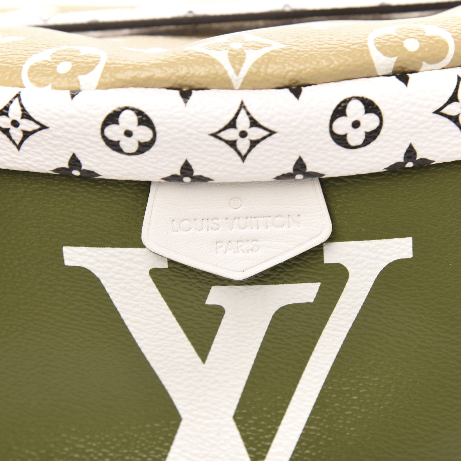 Louis Vuitton Monogram Giant Bumbag Kaki Beige 7 of 10