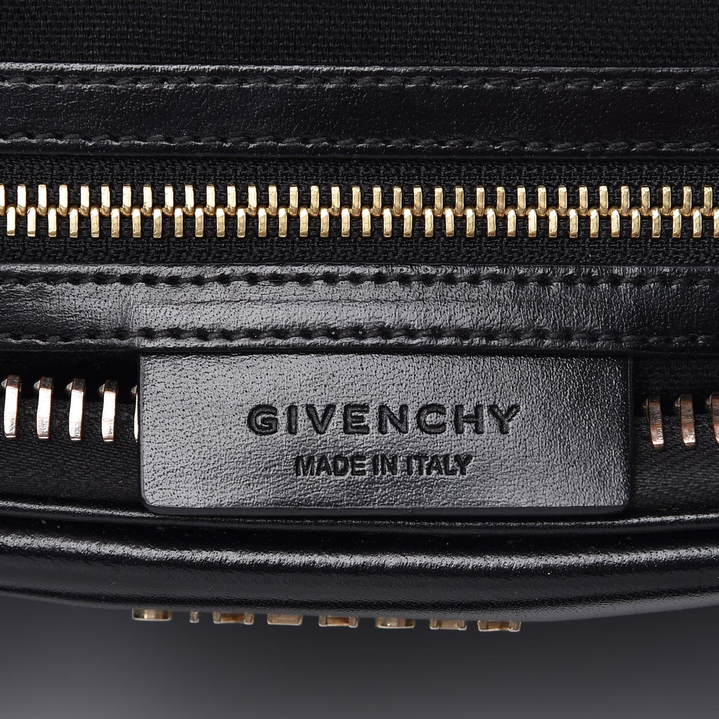 Shiny Lord Calfskin Small Antigona Black