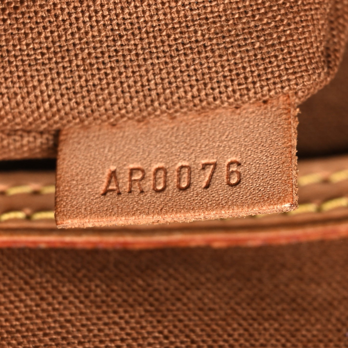 Monogram Cabas Mezzo