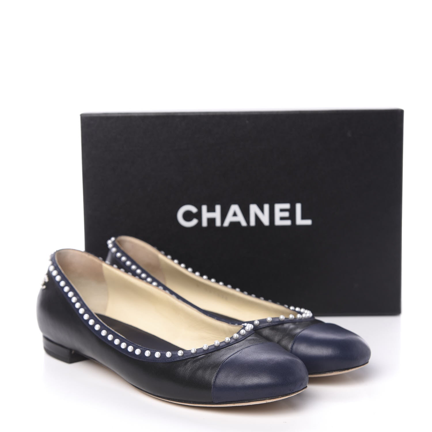 Chanel Lambskin Pearl Cap Toe CC Ballerina Flats 40 Black Navy 12 of 12