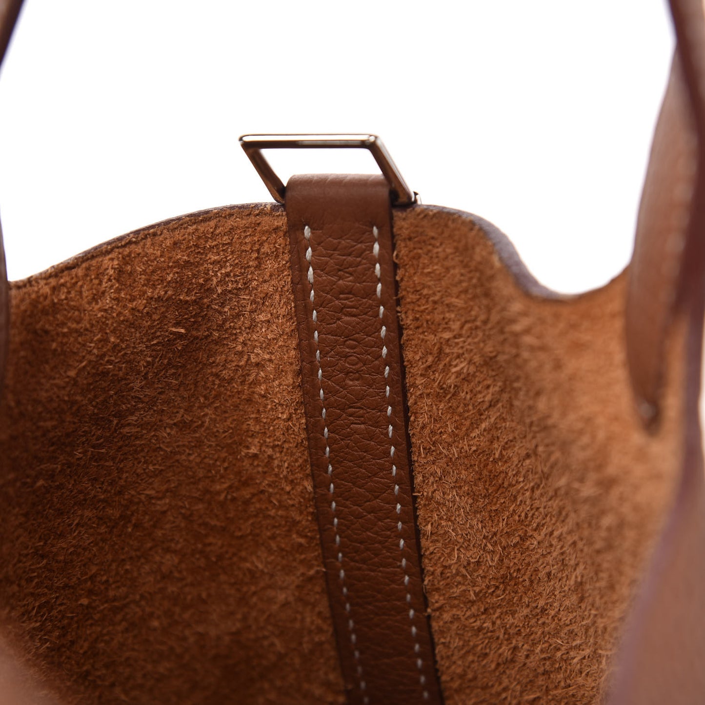 Taurillon Clemence Picotin Lock 18 PM Gold