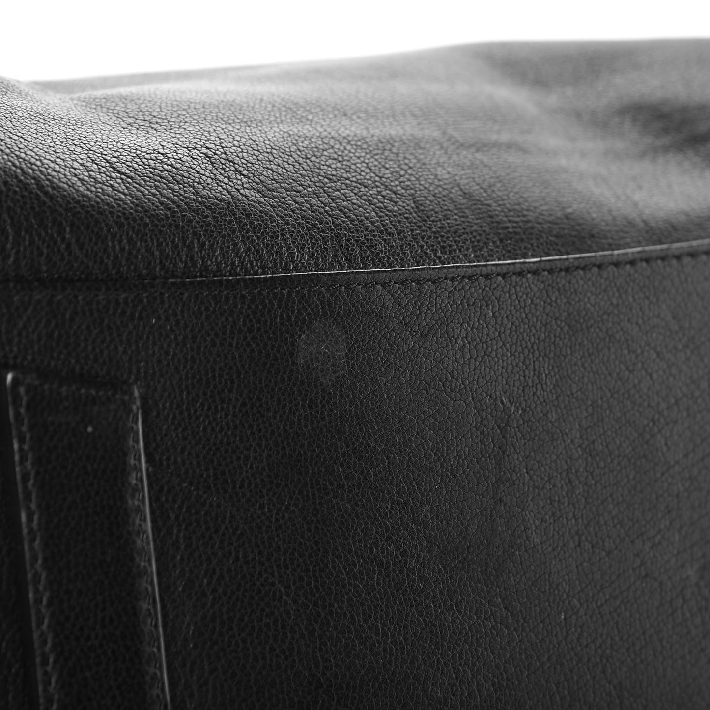 Sugar Goatskin Medium Antigona Black
